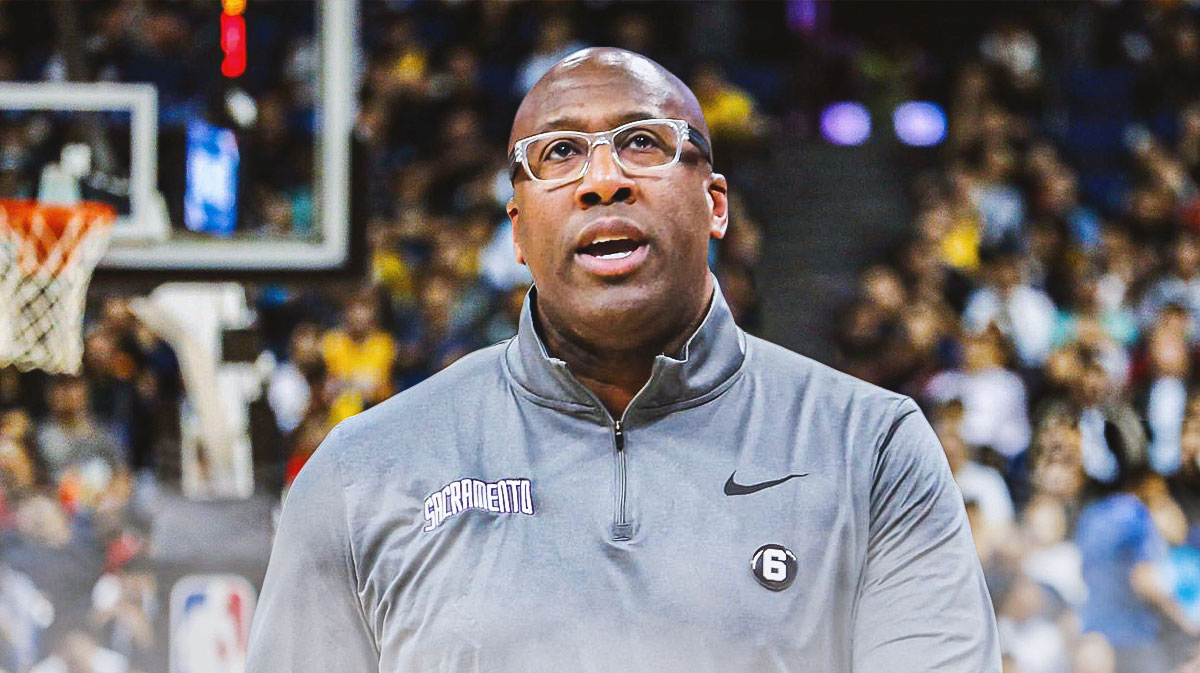 Report: Kings part ways with former coach of the year Mike Brown